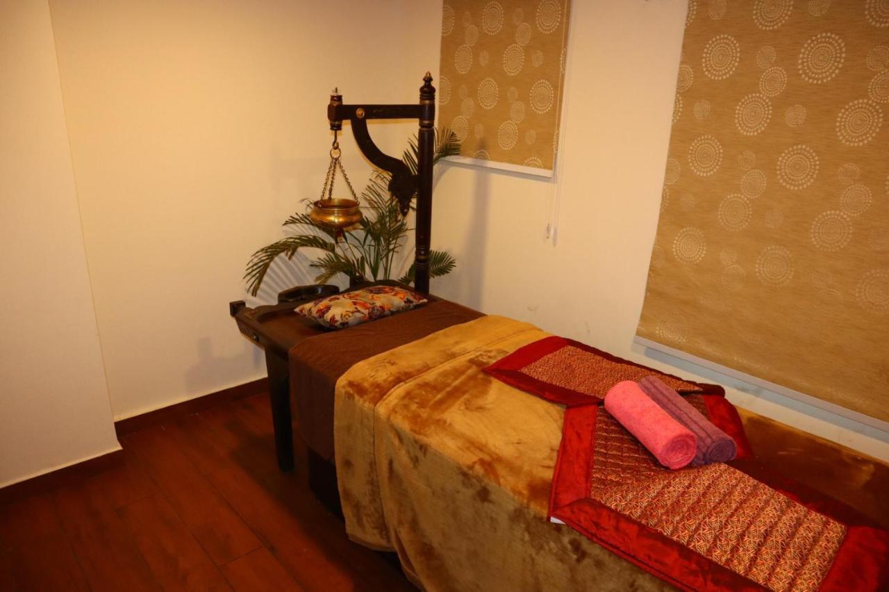 Anand Vardhan Resorts 마날리 외부 사진