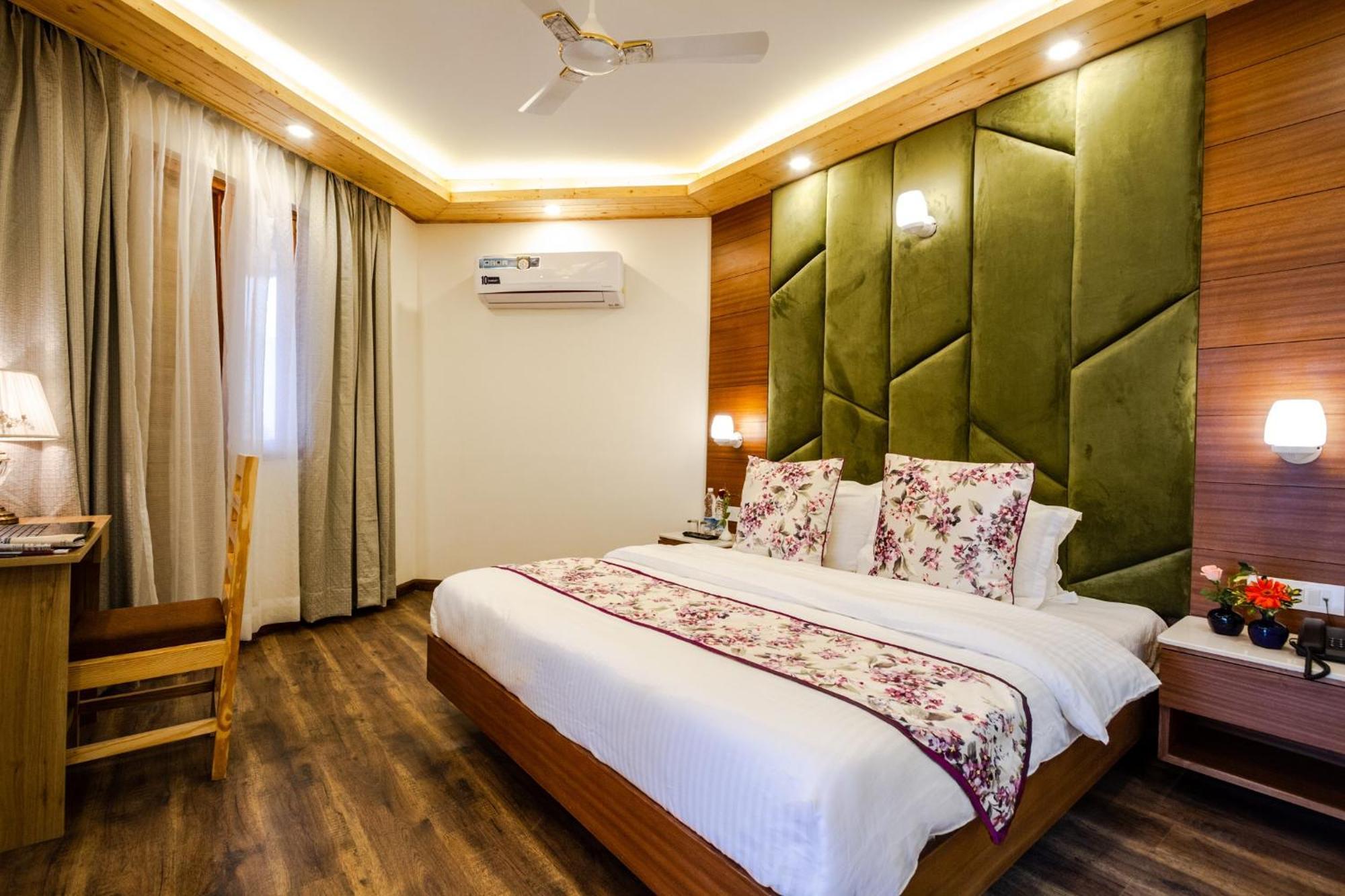 Anand Vardhan Resorts 마날리 객실 사진