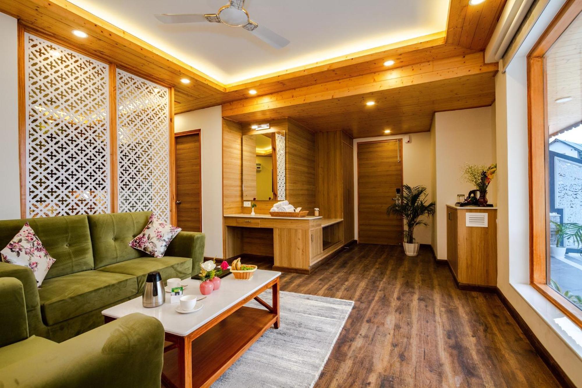 Anand Vardhan Resorts 마날리 객실 사진